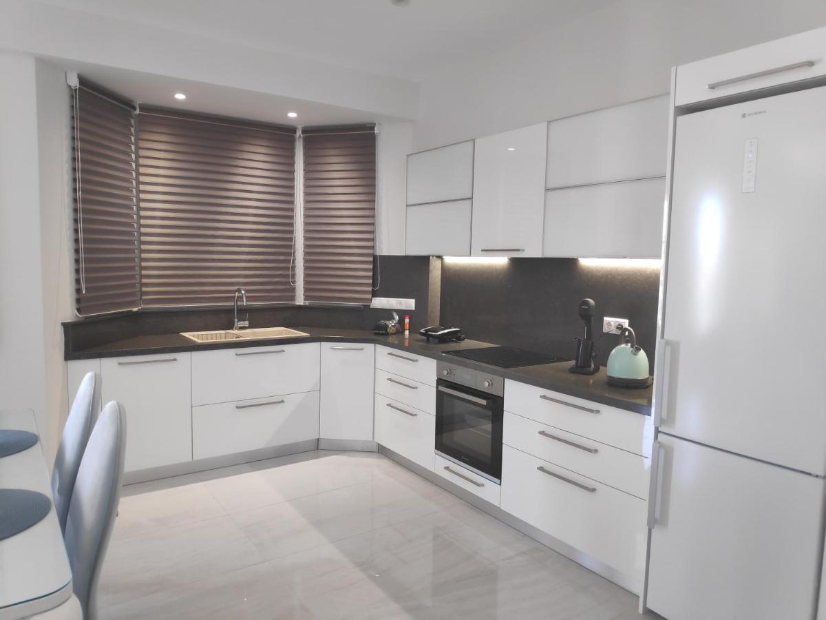 Alimos Luxury Prestige Apartment Атина Екстериор снимка